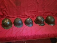 lot de casque militaire. 3 adrians, 1 M16/18 et un M1