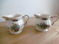DEUX CREMIERS FAIENCE