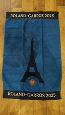 Serviette Officielle Roland-Garros 2025 – Modèle Joueur/Joueuse