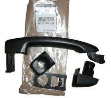 Poignée de porte avant /