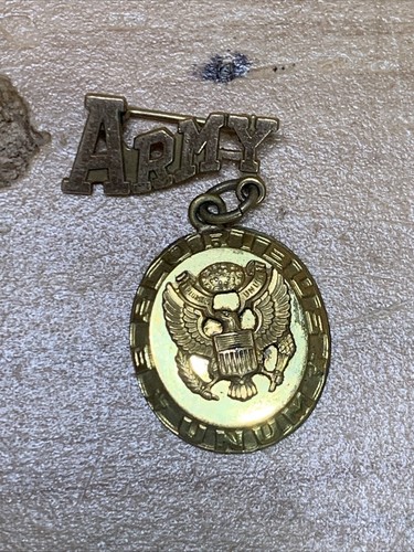 Vintage era army pin - vintage,