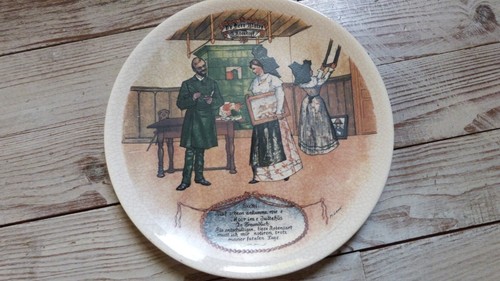 Assiette décorative faïence