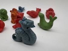 10 Figurines Esso Glups Publicitaires Animaux : Dragon, Escargot, Vache, Singes…