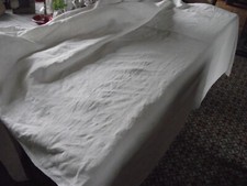 /? LINGE ANCIEN  ( nappe  ) ?   /