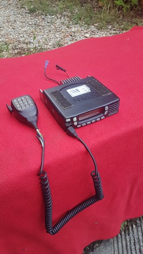 Kenwood uhf transceiver - uhf, fm