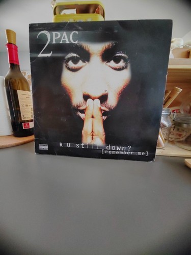 2pac tupac u still - /,