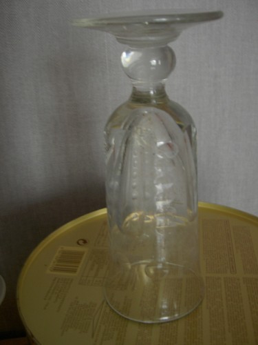 Grand verre pied à - grand,