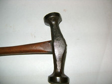 OUTIL ANCIEN Cordonnier