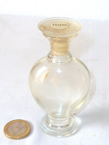 Flacon parfum ancien femme - de,