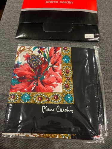 Foulard pierre cardin - paris, (