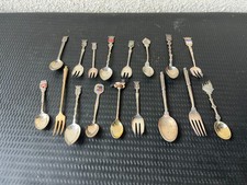 Lot de 17 petites cuillères