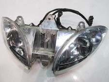 Optique feu phare PIAGGIO X9