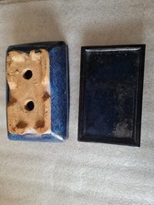 Pot en terre recouvert de