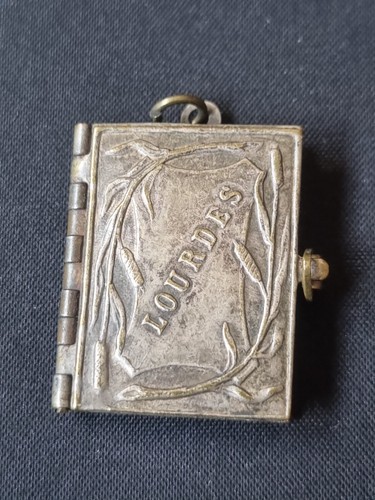 Pendentif médaillon ancien - pendentif,