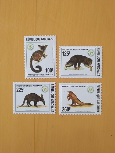 Gabon faune pangolin - gabon, neuf