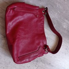 Sac à épaule vintage en cuir rouge pour femme Patrick Blanc. sac à main