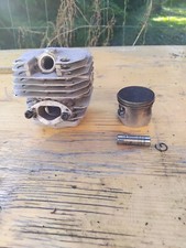 Cylindre plus piston