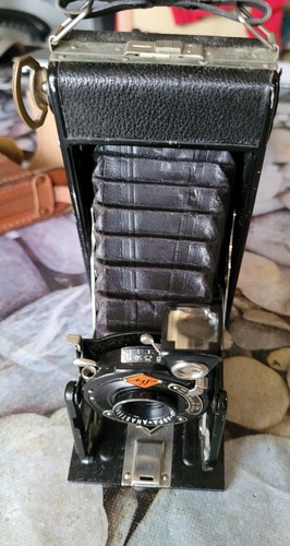 Ancien appareil photo - ancien, a