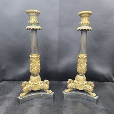 Paires De Bougeoirs /