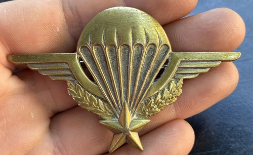 Insigne brevet parachutiste - brevet,