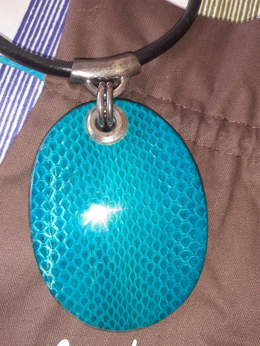 Magnifique collier réglable