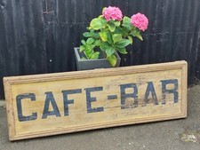 Une ancienne enseigne en bois CAFE-BAR décoration vintage 150 x 50 cm.