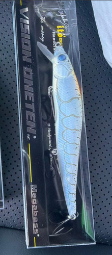 Megabass vision oneten last - vision,