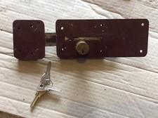 Ancienne serrure de garage avec ses 3 clefs