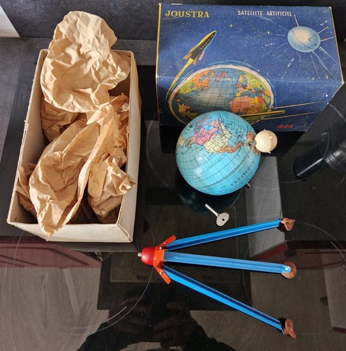 Joustra satellite artificiel - joustra,
