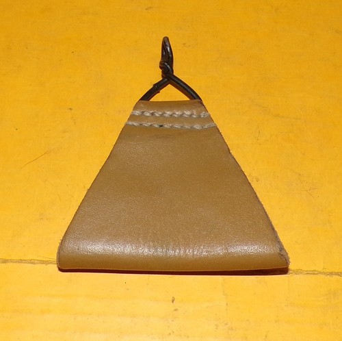 Triangle cuir pour maintien - pour,