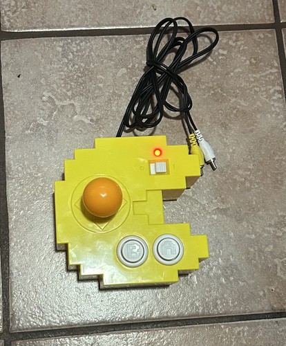 Pac man plug play in - pac-man, n