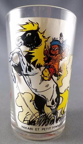 Yakari verre à - -,