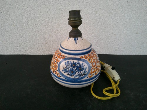 Pied lampe forme - de,