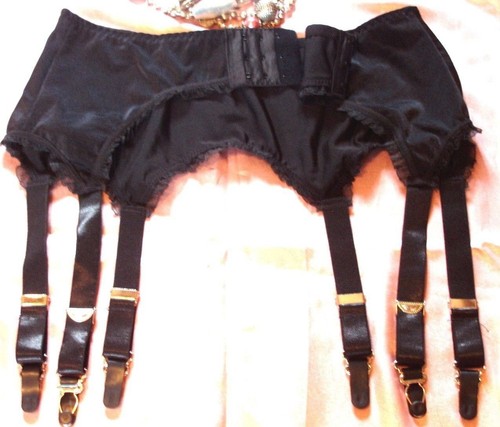 Porte jarretelles attaches - jarretelles,