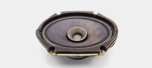 Mazda sedan haut parleur - mazda, 3