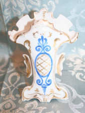 vase de mariée en porcelaine de paris, vase d'église décor or et bleu