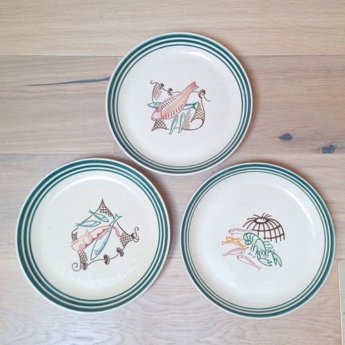 Lot assiettes en faïence - lot,