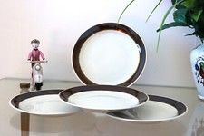 Lot de 4 assiettes à