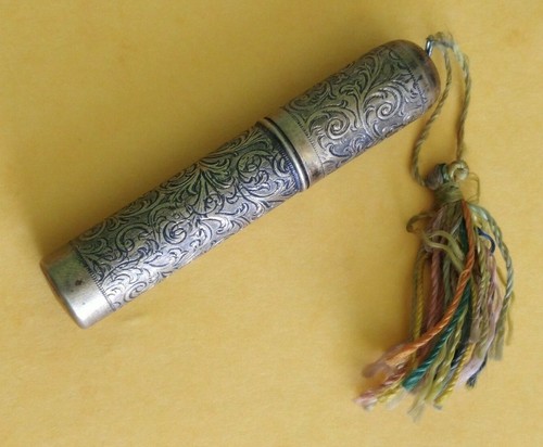 Ancien étui nécessaire de - ,