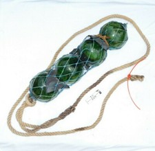 BEL ANCIEN VRAI FLOTTEUR DE PECHE - 4 BOULES EN VERRE + 2.50 METRES CORDAGE #.5