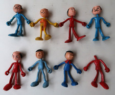 Joli Lot de 8 Personnages