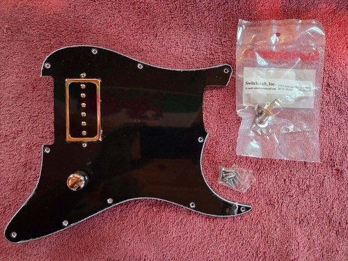 Stratocaster loaded pickguard - loaded,