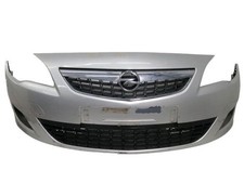 enjoliveur pare-choc avant