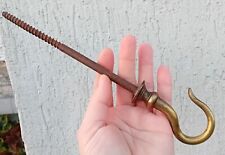Ancien Crochet pour suspension de lustre,  en bronze ou laiton