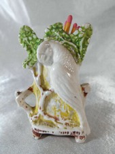 MAGNIFIQUE FIGURINE PYROGÈNE / PORTE ALLUMETTES " PERROQUET " EN PORCELAINE