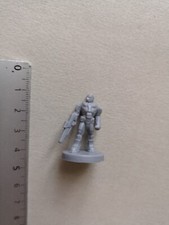 HUMAN/ (+-20MM 1/72 SCALE) MINIATURE/CRY HAVOC /EDGE G686