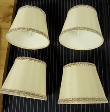 4 Anciens Abat-jour Crème À
