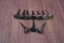 ancien clous de fer forgé à