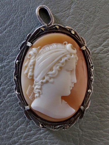 Pendentif déesse diane - déesse,