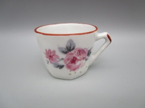 Tasse dinette ancienne - dinette,